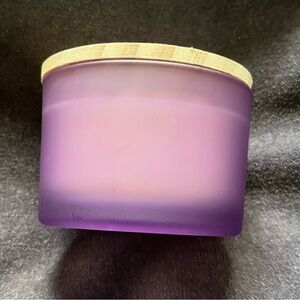 NEW Candle - Wildflower Garden scent - Soy Coconut Wax